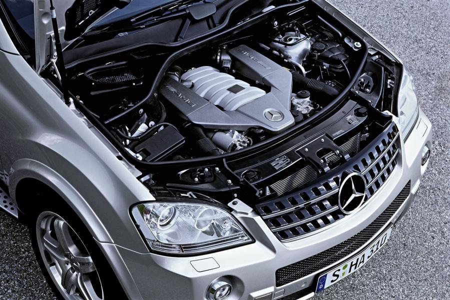  Mercedes-Benz ML63 AMG 2007 года  (фото 35 из 42)